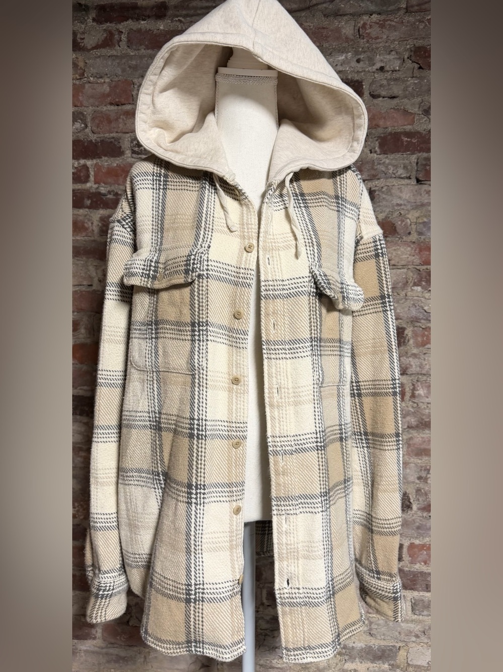 NWT American Eagle Tan Plaid Oversized Hooded Flannel Jacket: Large